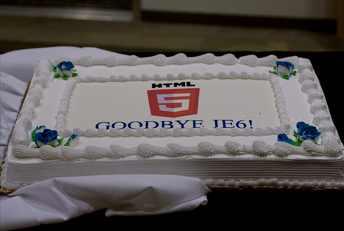 Новости - Microsoft испекла торт по случаю прощания с IE6